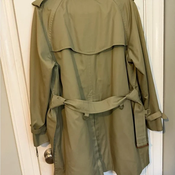 Vintage Burberry Trench. Excellent condition! - Picture 6 of 6
